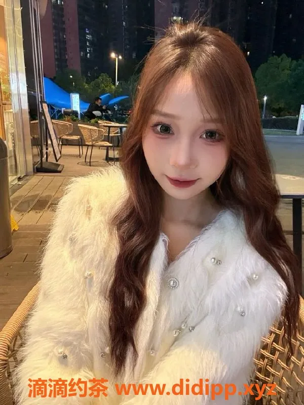 常州楼凤资源信息,武进国宾府嫩妹雪儿，167cm巧身材，800起约哦