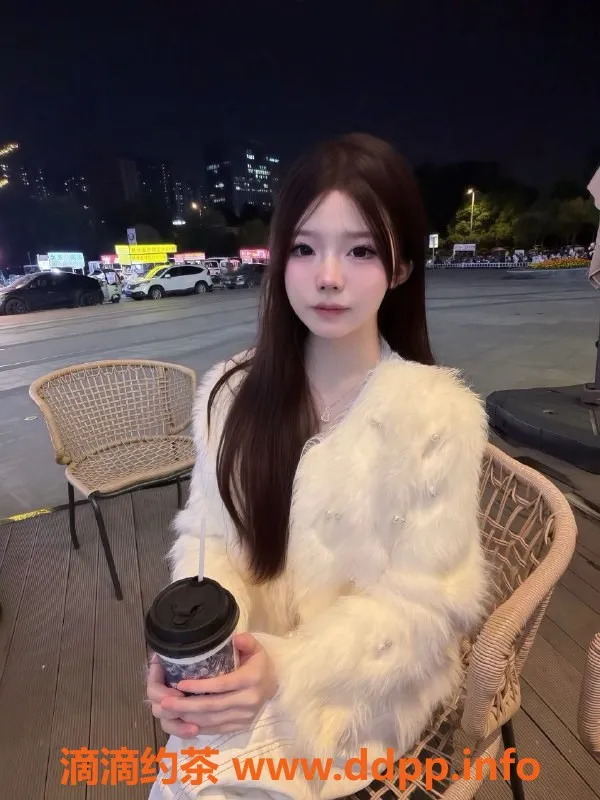 常州楼凤资源信息,武进国宾府珂珂，160cm嫩妹，口调情服务