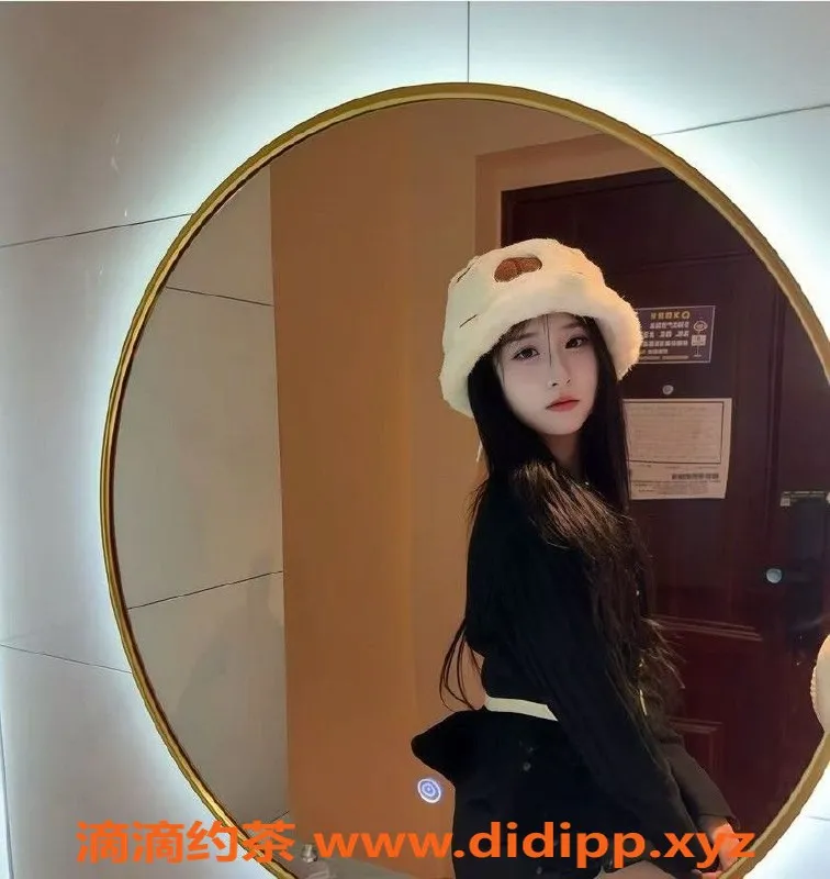 常州楼凤-武进万达莹莹，163cm 90斤性感嫩妹