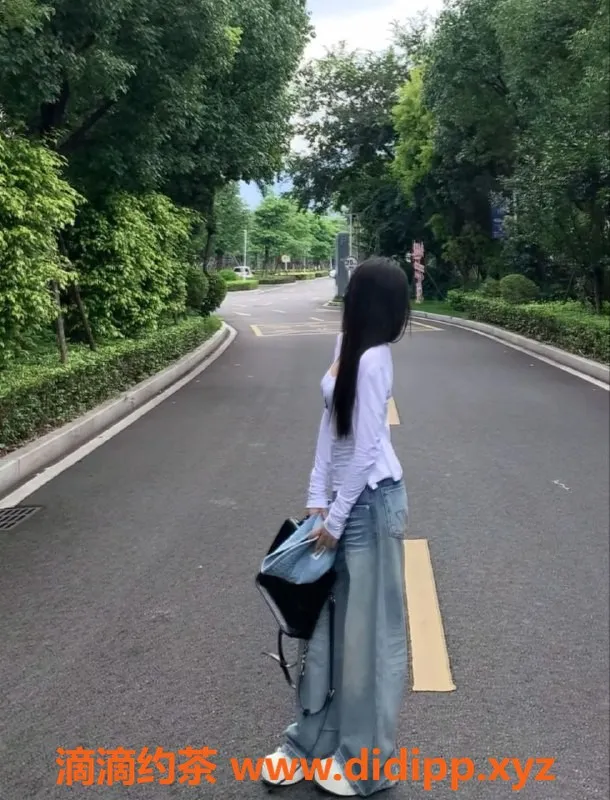 常州楼凤资源信息,武进万达莹莹，163cm 90斤性感嫩妹