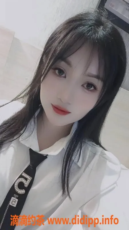 长沙楼凤-雨点，雨花区25岁，约6p，鸳鸯浴服务