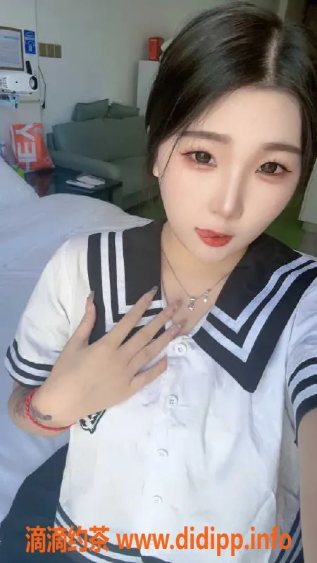 广州楼凤-白云19岁大长腿，茶水500，体验超值！