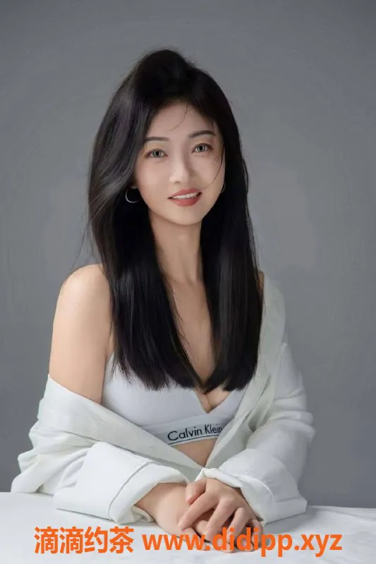 扬州楼凤-江都区95新人琪琪，颜值与服务兼备