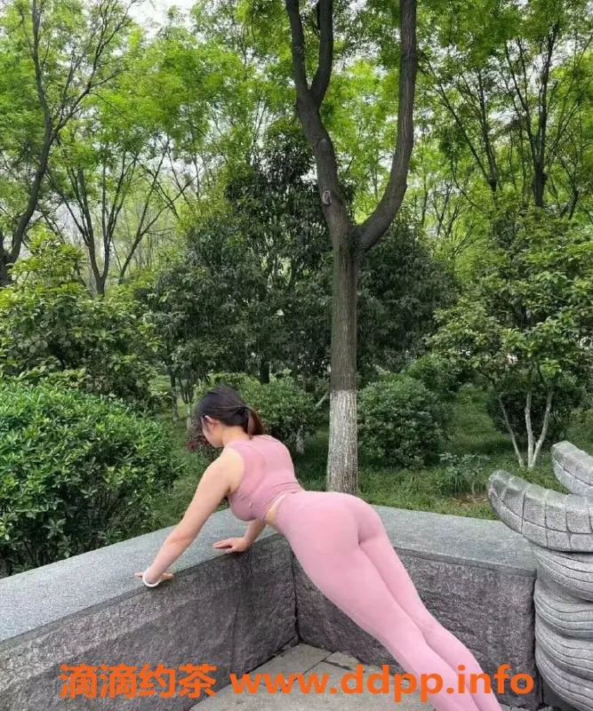 北京楼凤-朝阳大悦城新艺人，巨乳巨臀特技