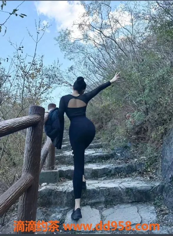 北京楼凤-朝阳大悦城新艺人，巨乳巨臀特技