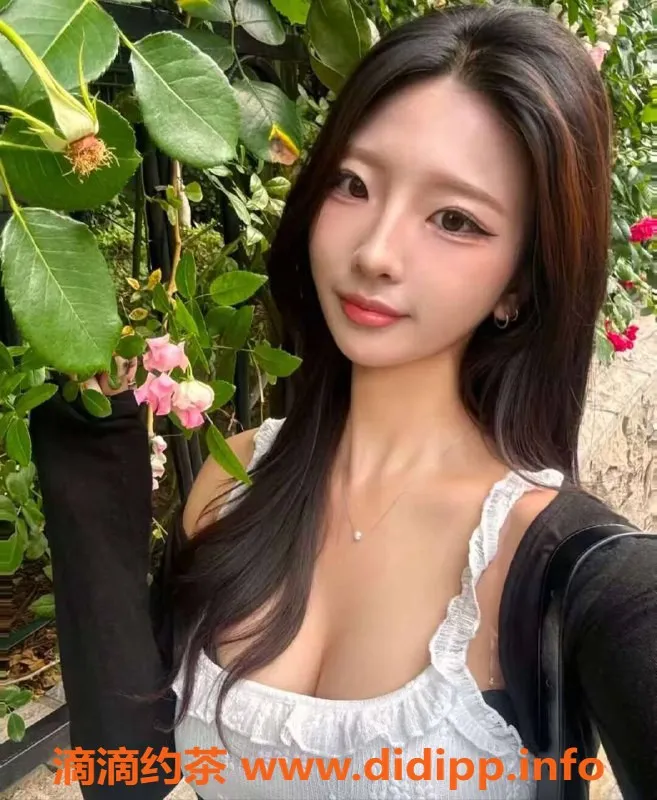 中山楼凤-古镇小姐，快餐300元，洗吹做400元