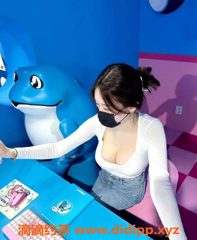 北京楼凤-东直门安妮，御姐风格，夜间服务便捷