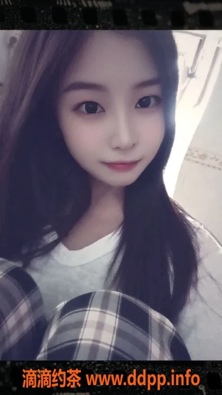 中山楼凤-阜沙3位年轻小姐，300快餐400洗吹做服务