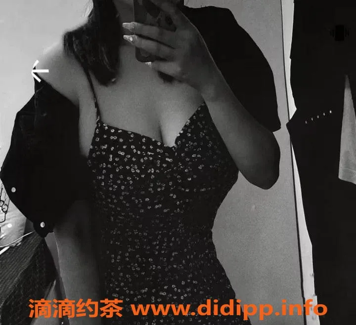 成都楼凤-武侯区小丹丹，优质服务6P体验，颜值8分