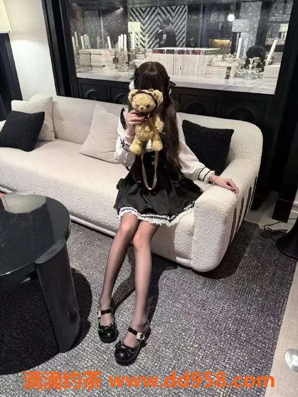 成都楼凤资源信息,成华区少萝，嫩妹车6/10，优质代聊服务