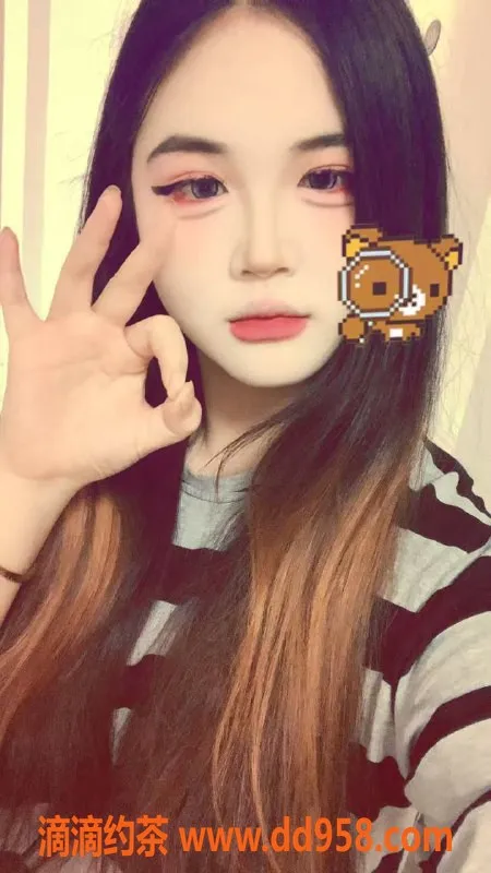 南通楼凤-崇川区18岁小兰，身高170，简约调情服务