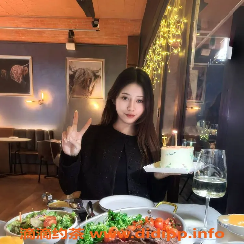 北京楼凤-三里屯小花猫，身高166，体重94，茶费1K