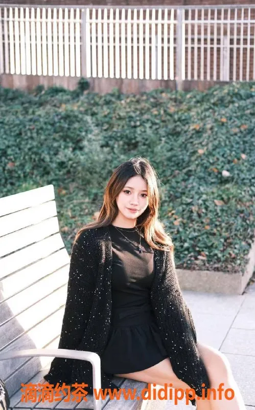 北京楼凤-三里屯小花猫，身高166，体重94，茶费1K