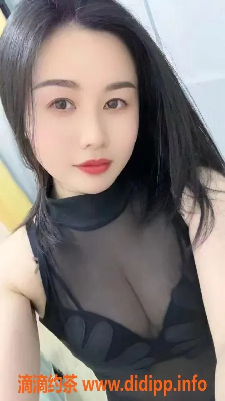 广州楼凤-天河风骚型薇薇，27岁157cm仅46kg