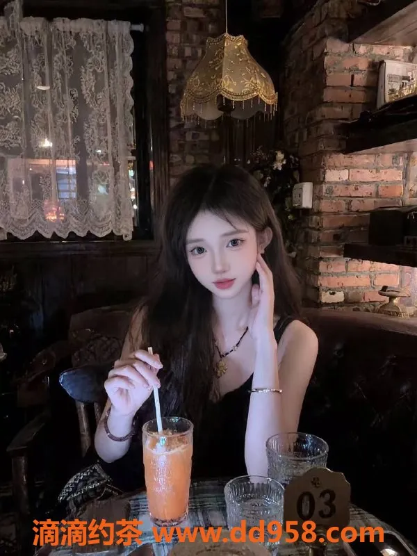 南通楼凤-南通小英，168高、98斤，胸推服务超赞