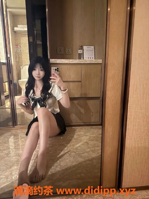 无锡楼凤资源信息,滨湖07超嫩少女 性感三点粉皮肤白皙