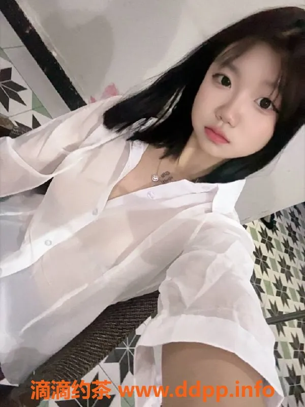 成都楼凤-成华区小雪，18岁甜妹，颜值好，服务热情