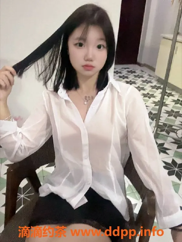 成都楼凤-成华区小雪，18岁甜妹，颜值好，服务热情