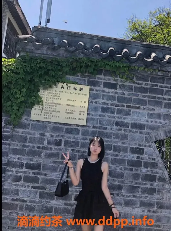 成都楼凤-成华区小雪，18岁甜妹，颜值好，服务热情