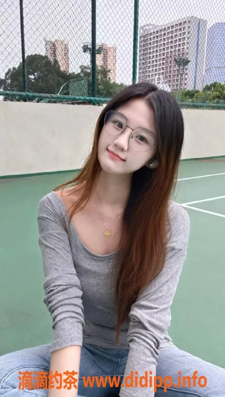 中山楼凤-古镇高颜值楼凤，350元快餐服务等你来体验！