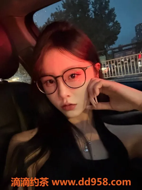 西安外围-雁塔区小圆饱饱，8/14次体验的御姐