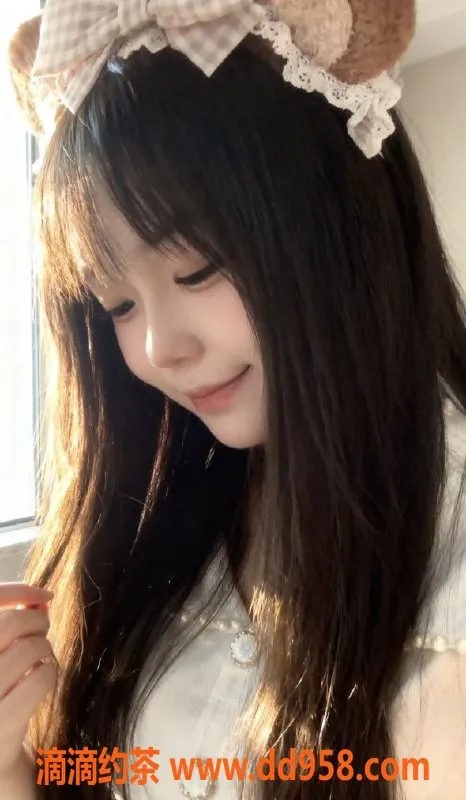 常州楼凤-武进萱萱 160cm C杯嫩妹 800元起服务