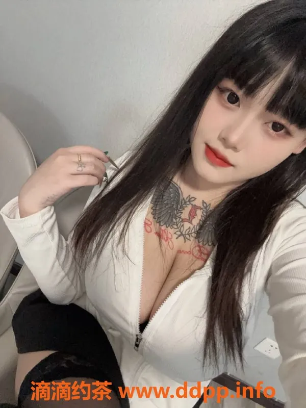 昆明楼凤-西山区小双，600元亲胸摸胸，情趣服务齐全