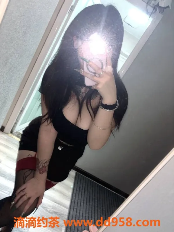 昆明楼凤资源信息,西山区小双，600元亲胸摸胸，情趣服务齐全