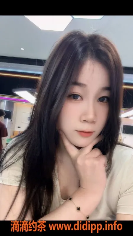 广州楼凤-白云梅花园橘子，600课费体验鸳鸯浴！