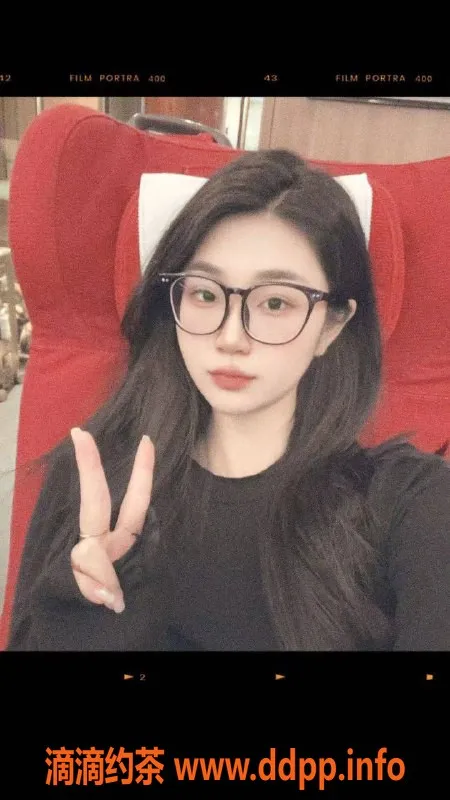 北京楼凤-广渠家园小妖，172C胸围，性格活泼可爱