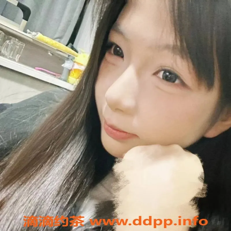 成都楼凤-成华区18岁高挑妹子，颜值高身材好