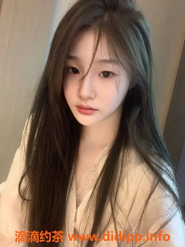 北京楼凤-朝阳百子湾司纯，18岁B身材，173高47重，茶费1k