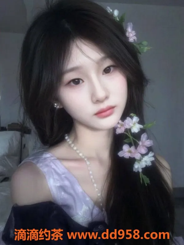 北京楼凤-朝阳百子湾司纯，18岁B身材，173高47重，茶费1k