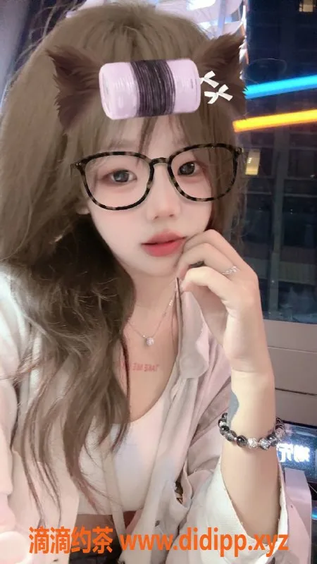 深圳楼凤-南山区苗苗，800元嫩妹情趣服务