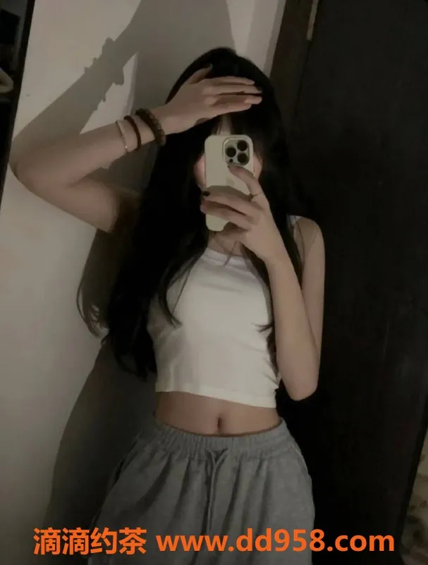 成都楼凤-锦江区小颖，6P服务，身材超棒，态度一流