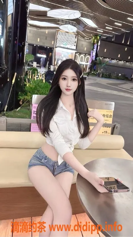 广州上门服务-天河美眉姗姗，800元起享受甜蜜服务