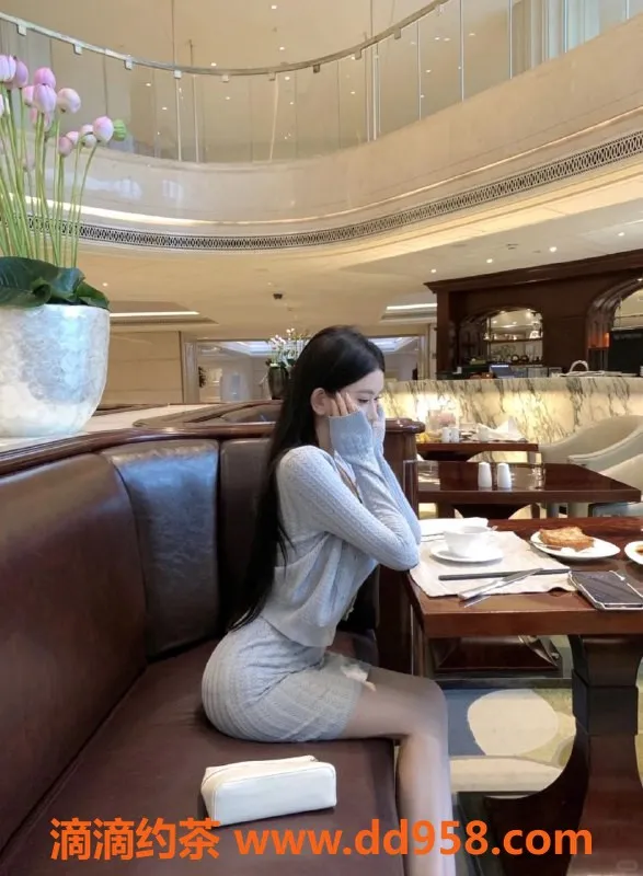 无锡楼凤-滨湖万达顶级少女，火辣诱惑等你来体验