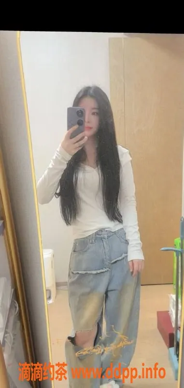 惠州楼凤资源信息,小麦，27岁，162身高，92体重，500p洗吹制服