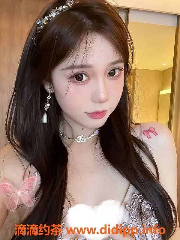 宁波楼凤-22岁莉莉老师，170cm C罩杯，服务多样！