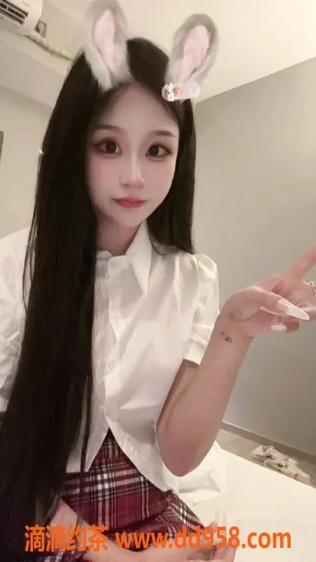 惠州楼凤-大亚湾橙玥儿 170cm/98斤/23岁 仅需600p