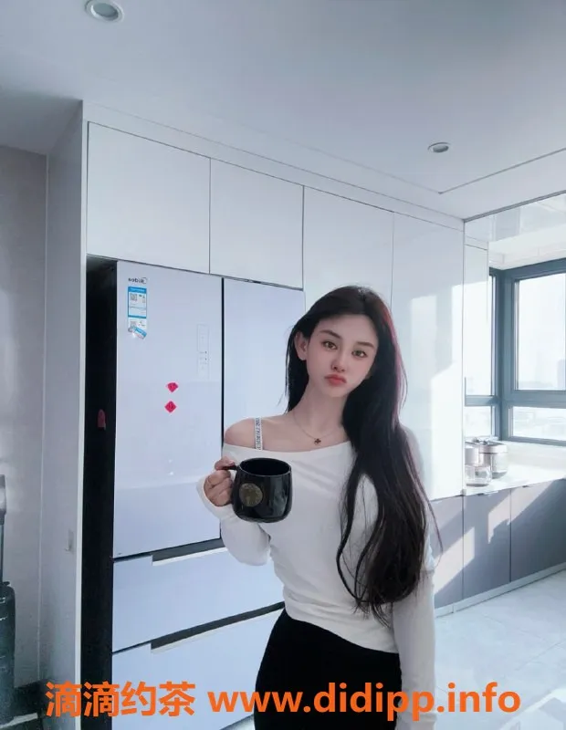 无锡上门服务-梁溪区高颜值姚碧君，171cm，47kg，服务多样