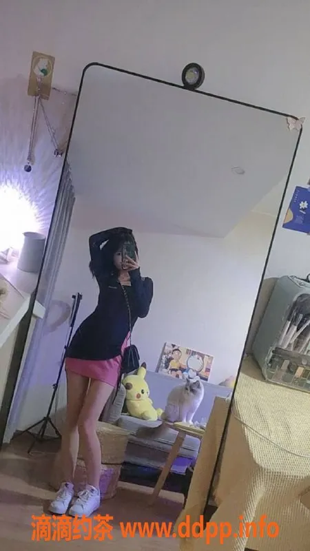 成都楼凤-金牛区兔兔，车牌1208，服务多样，态度佳