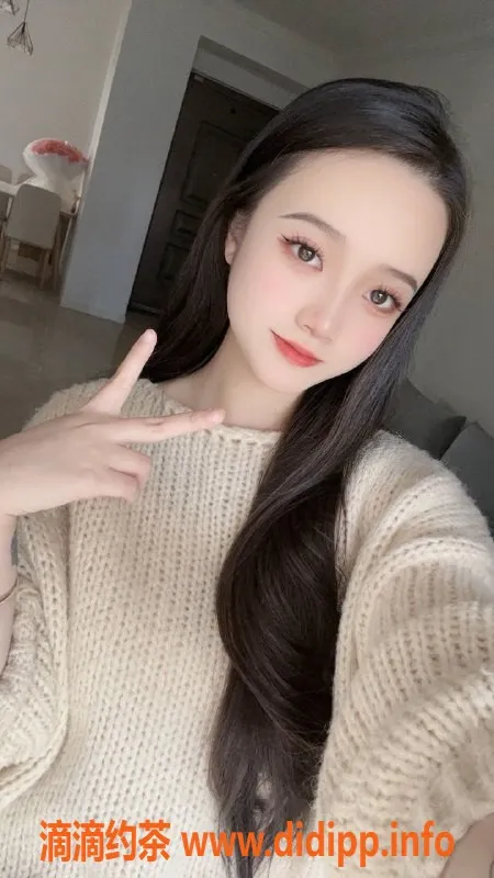 南通楼凤资源信息,南通清纯系艺人然然，19岁，165cm，92斤，36B