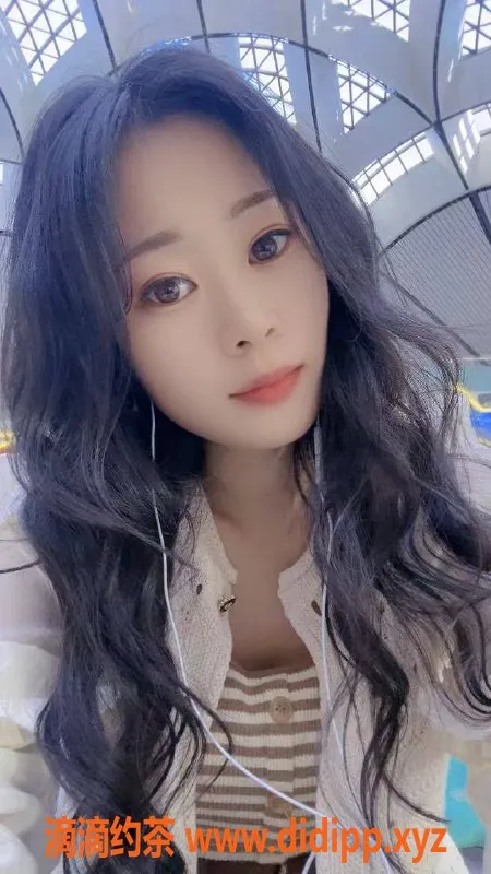 北京楼凤-丰台珊珊，26岁，162cm，92斤，只要8元茶费！