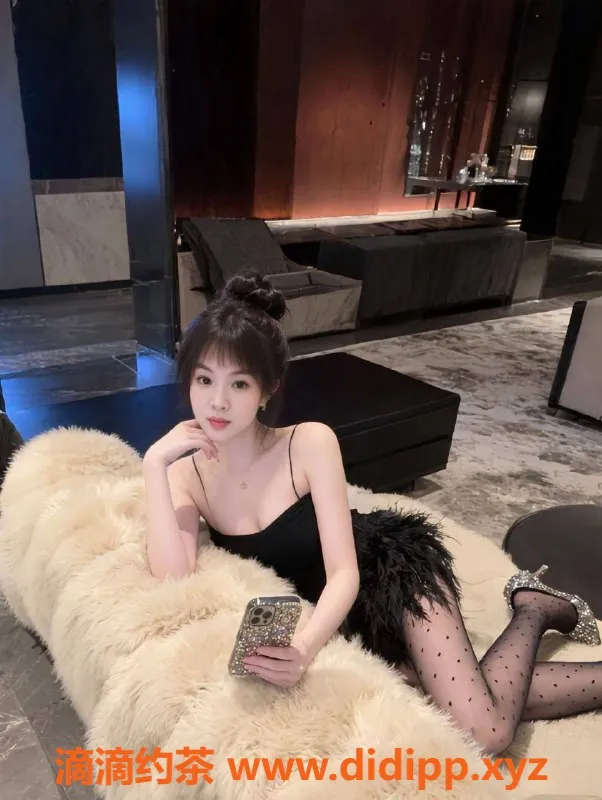 扬州楼凤-扬州邗江艺名半夏，个性服务等你体验