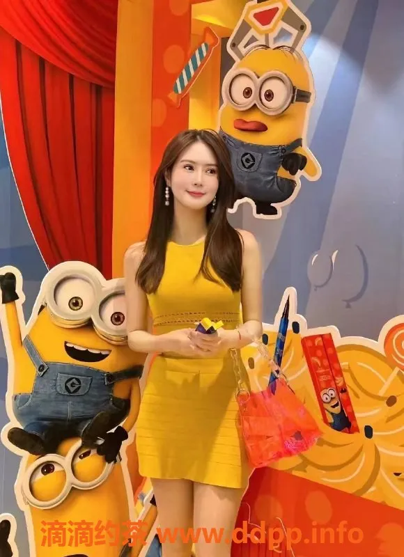 福州楼凤-福州台江区娜娜，166高、36C，费6米