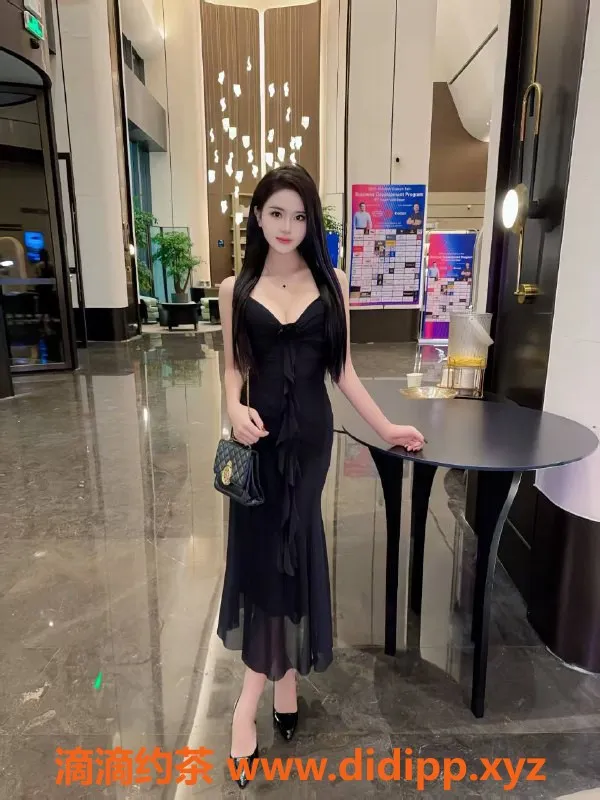 北京楼凤-丰台纪家庙柳如烟，98斤C罩杯小美女