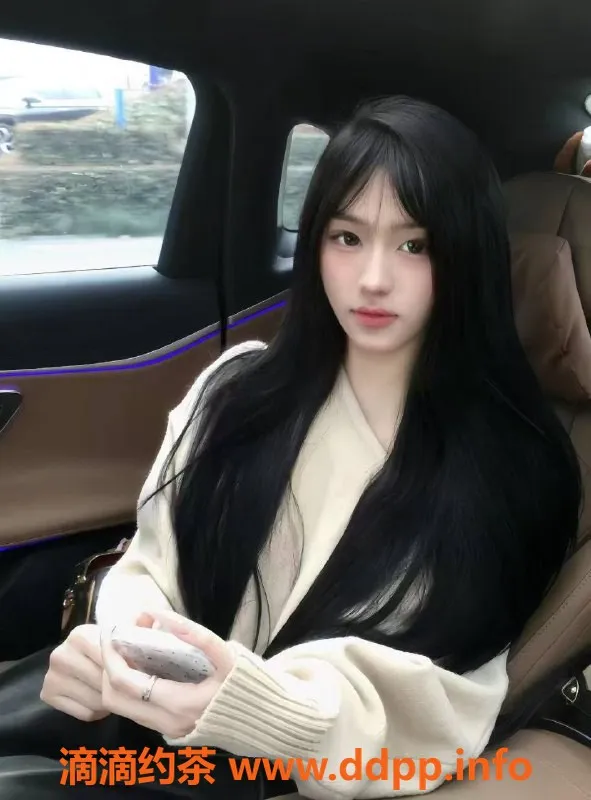 南通楼凤资源信息,糖芯19岁网模，165身高，三点粉嫩，服务超赞