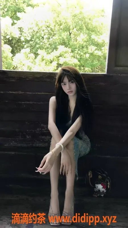 南通楼凤-糖芯19岁网模，165身高，三点粉嫩，服务超赞