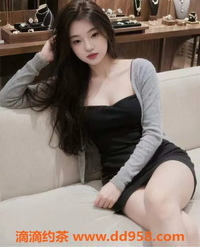 赣州楼凤-赣州小敏，169cm D罩杯，温柔陪伴